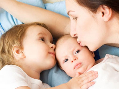 Ποιος είπε πως οι μαμάδες δεν κάνουν λάθη; Ποιος είπε πως οι μαμάδες δεν κάνουν λάθη;